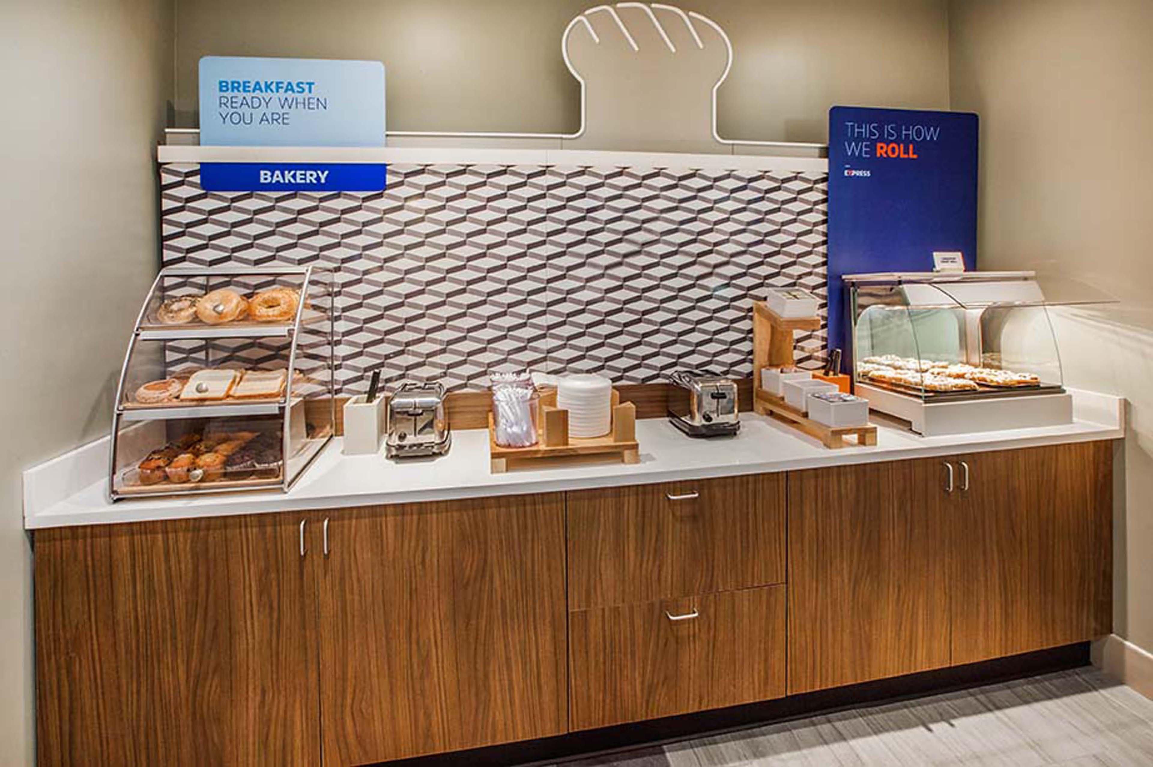 Holiday Inn Express San Diego - Sorrento Valley By Ihg מראה חיצוני תמונה