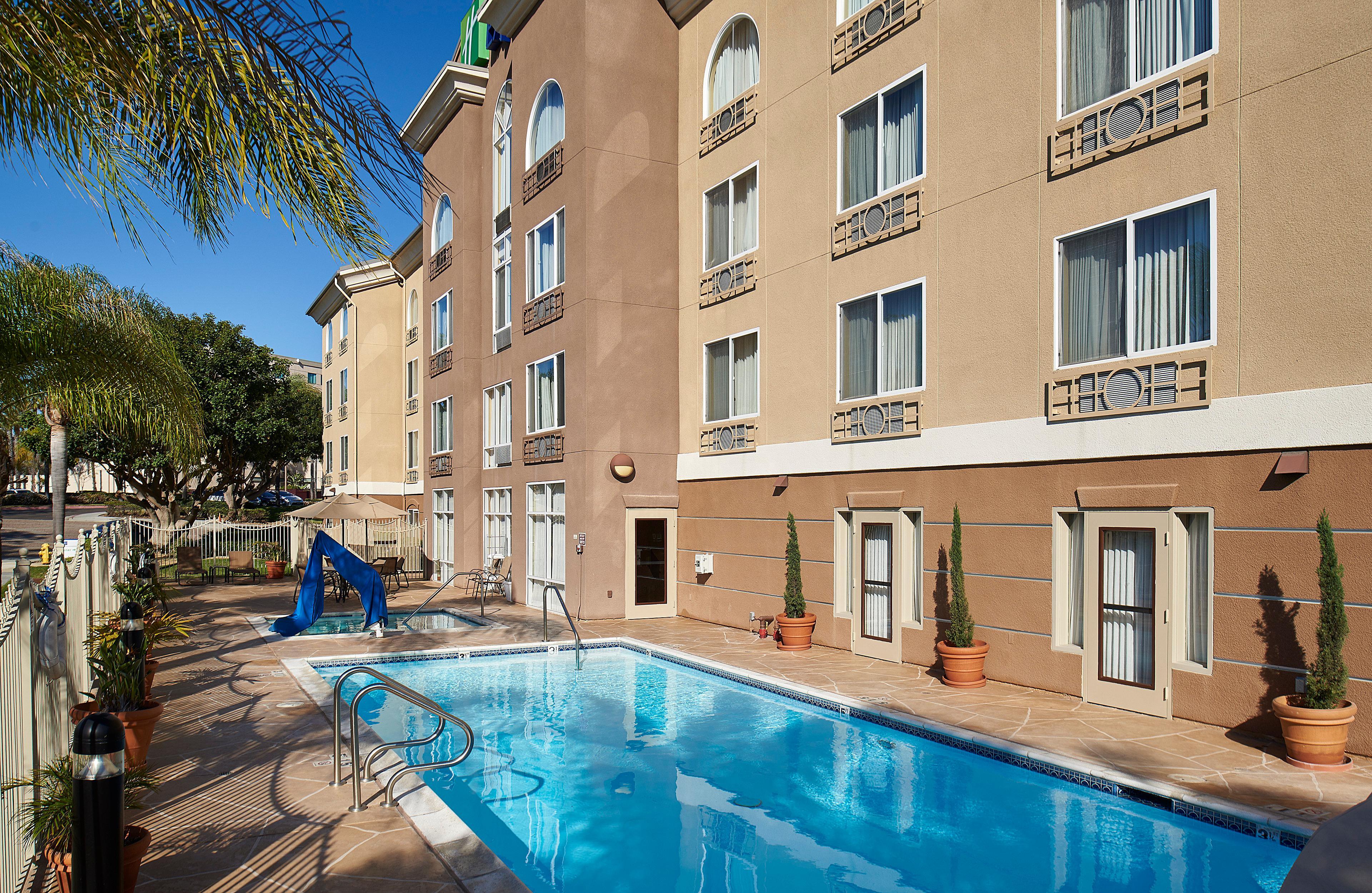 Holiday Inn Express San Diego - Sorrento Valley By Ihg מראה חיצוני תמונה