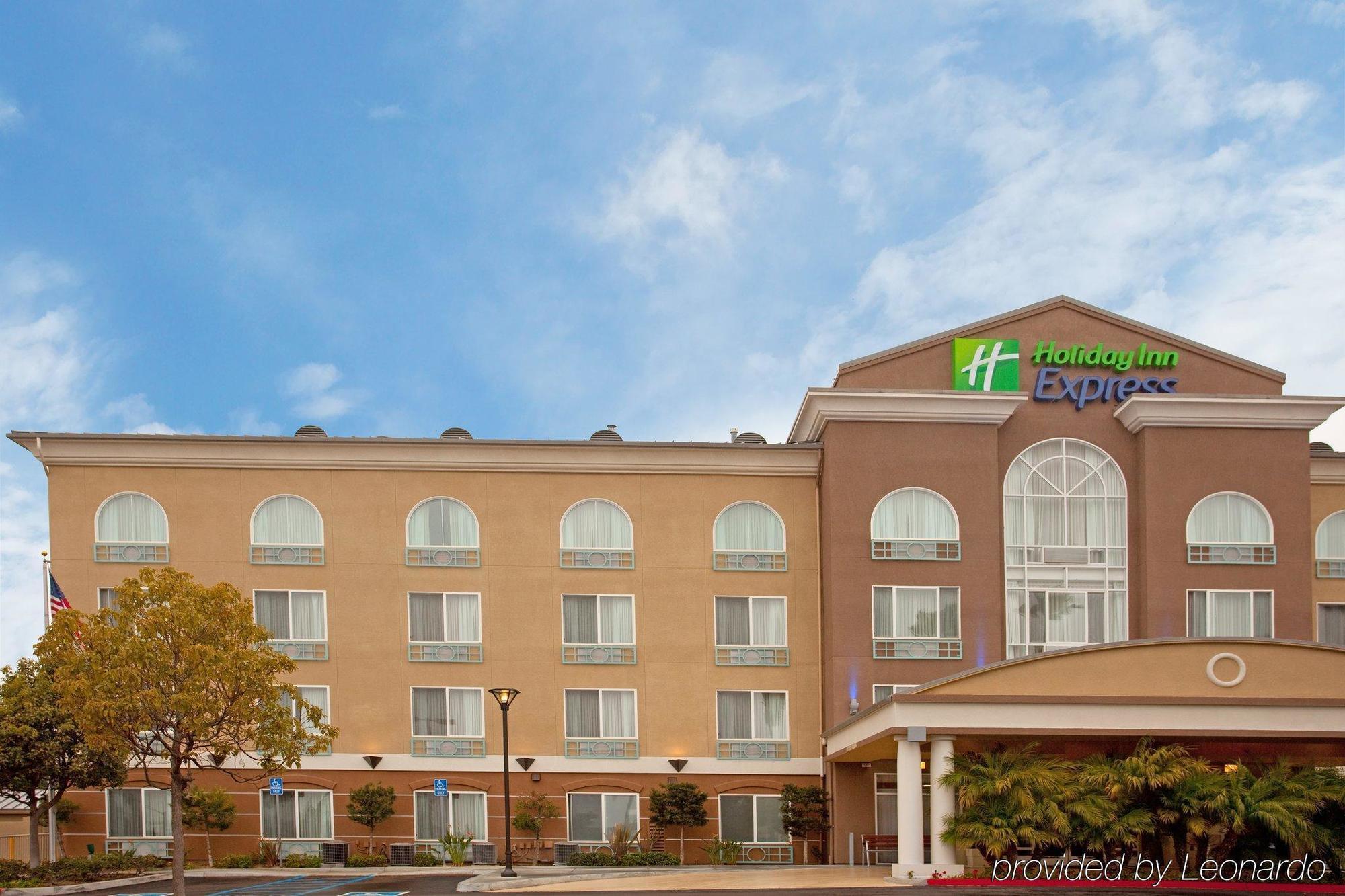 Holiday Inn Express San Diego - Sorrento Valley By Ihg מראה חיצוני תמונה